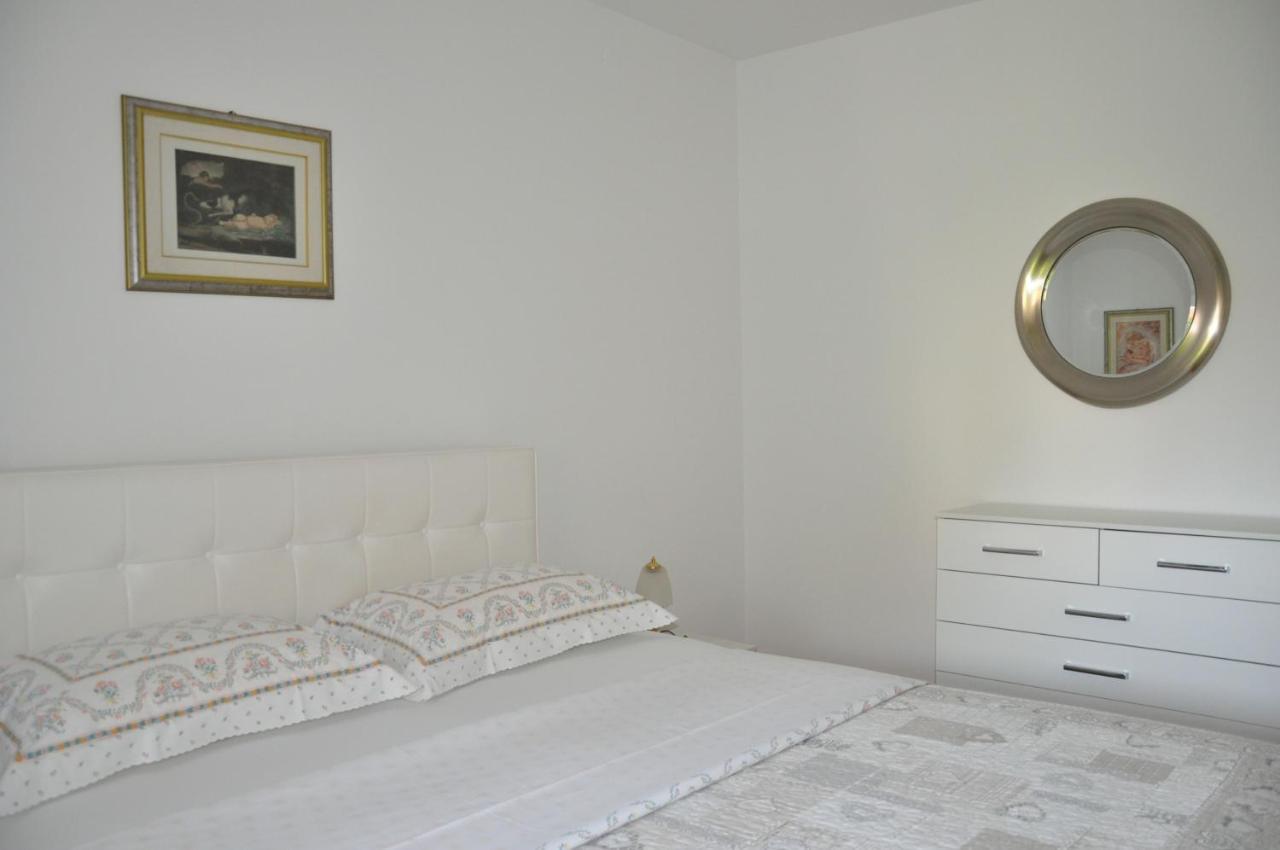 Apartmaji Stamcar Izola Exterior photo
